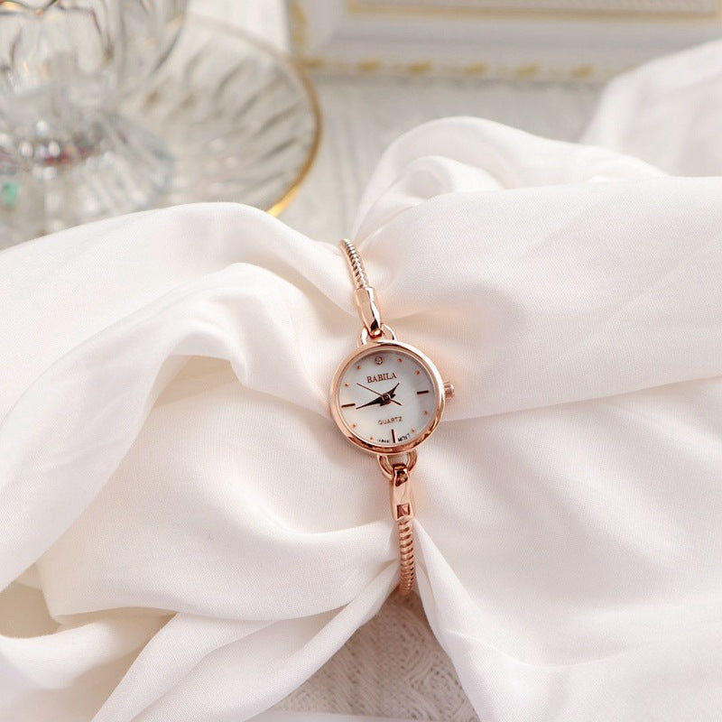 Retro Small Golden Quartz Women's Watch