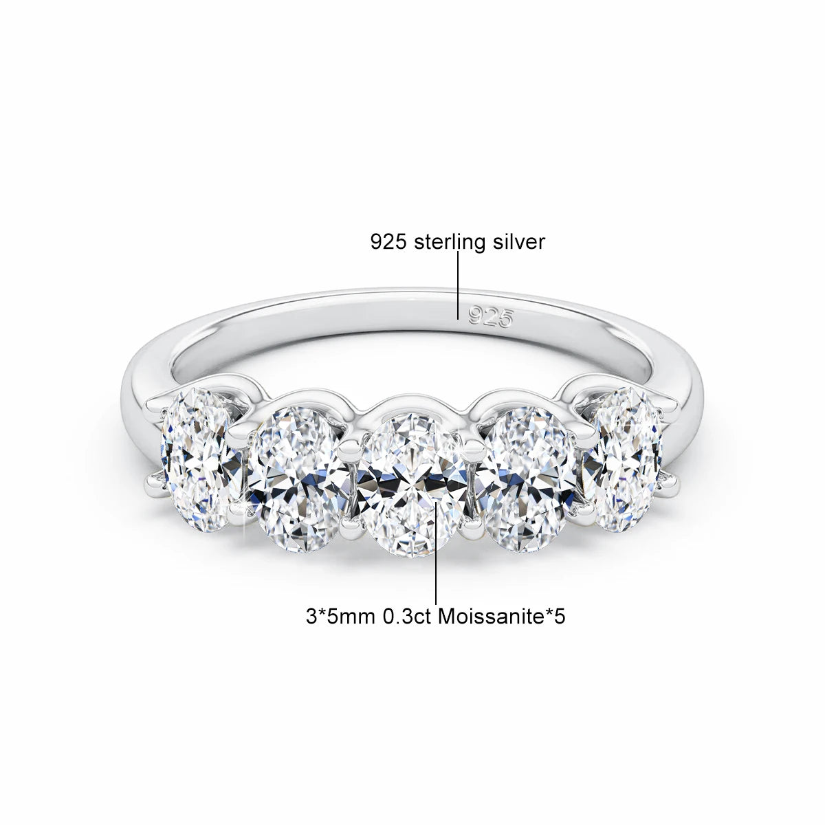D‑Light Oval Moissanite Ring