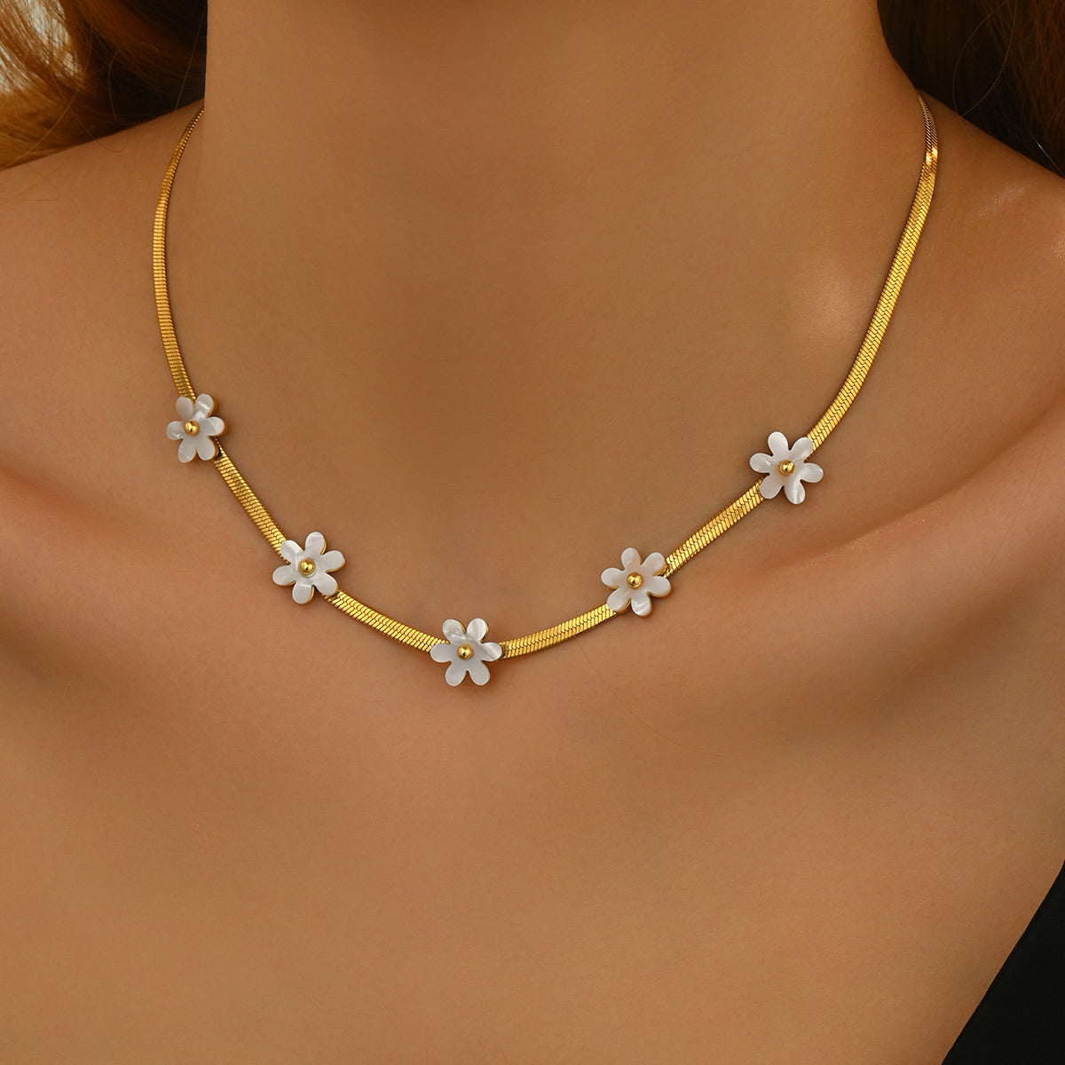 Lxalry 18K Gold Plated Bohemian Floral Necklace