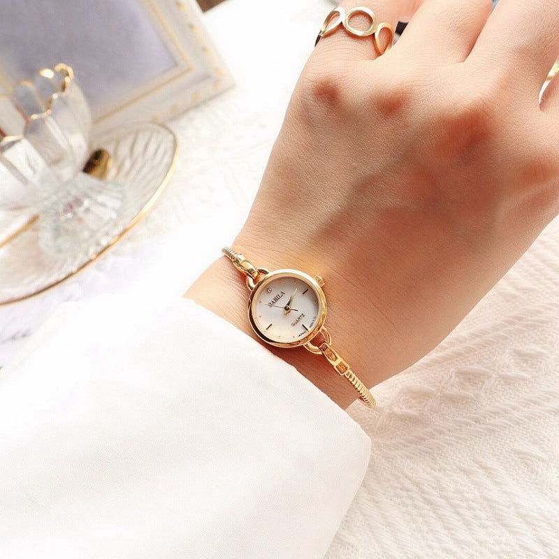 Retro Small Golden Quartz Women's Watch